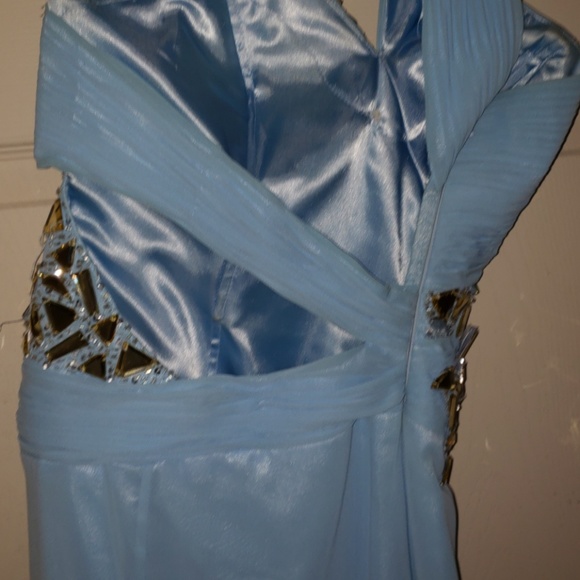 Formal - Picture 4 of 7